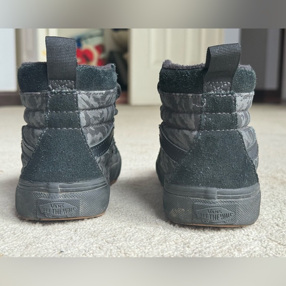 COPY - Kids 1.5 Vans Off The Wall Sk8-Hi MTE Black Grey Camo shoes - Picture 6 of 7